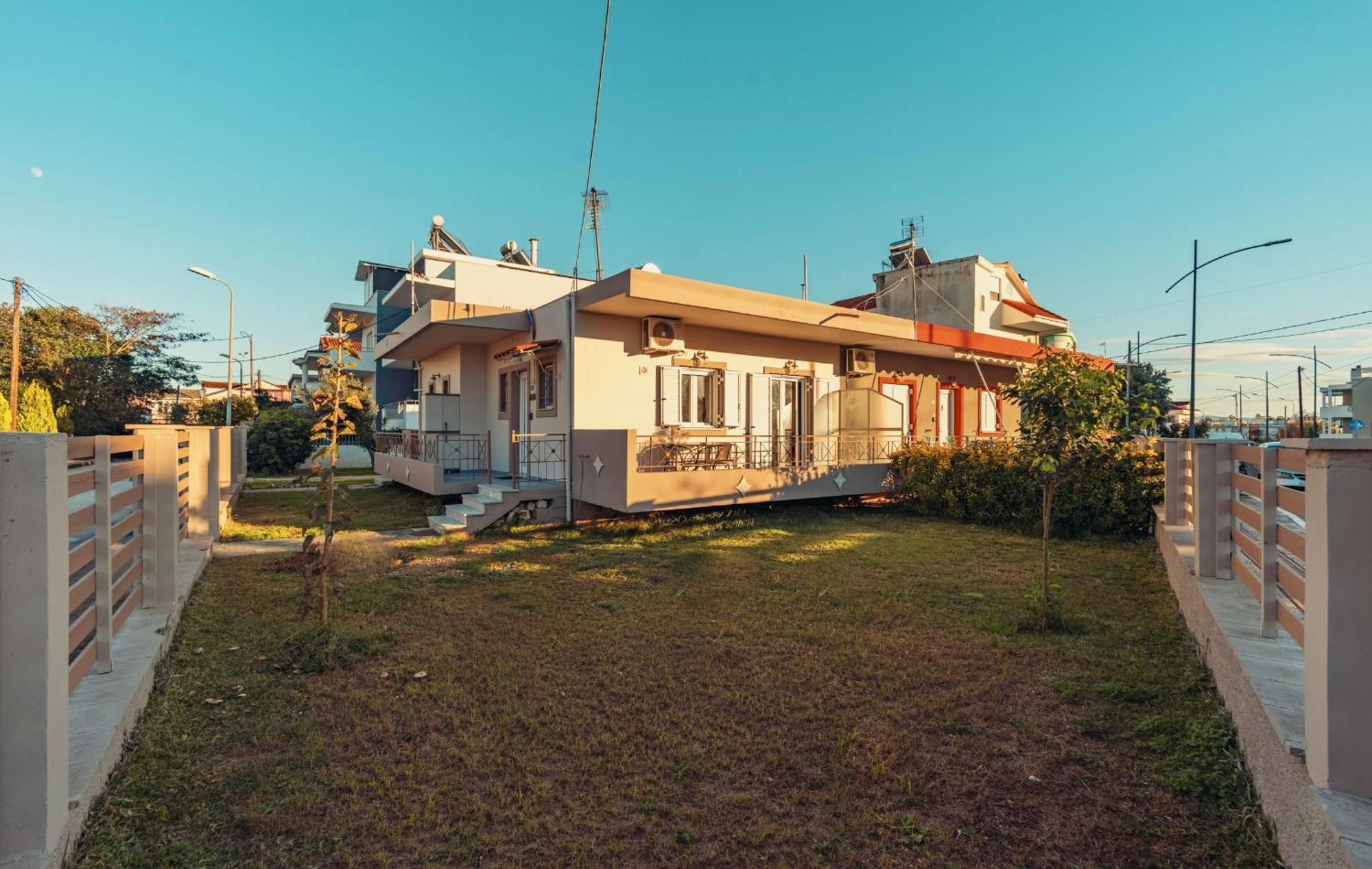 Cherry House Preveza Buitenkant foto